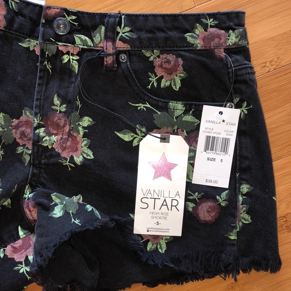 Floral jean shorts - Picture 2 of 7
